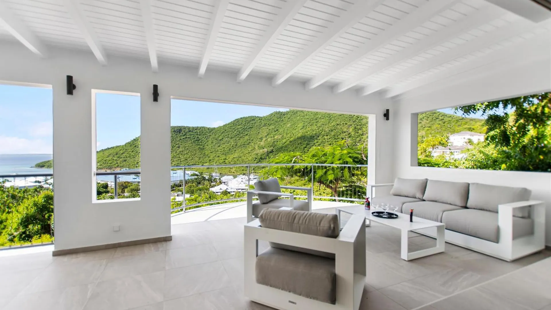 Villa Prestigieuse Avec Vue Spectaculaire Sur L Anse Marcel